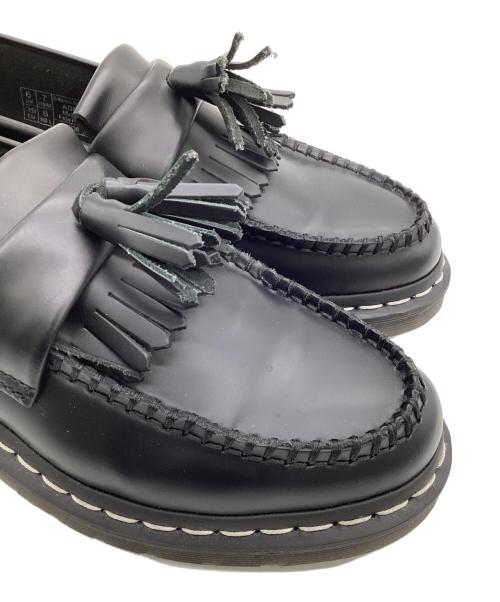 Dr.Martens（ドクターマーチン）Dr.Martens (ドクターマーチン) ADRIAN WS（エイドリアン ホワイト ステッチ）タッセルローファー ブラック サイズ:UK6の古着・服飾アイテム