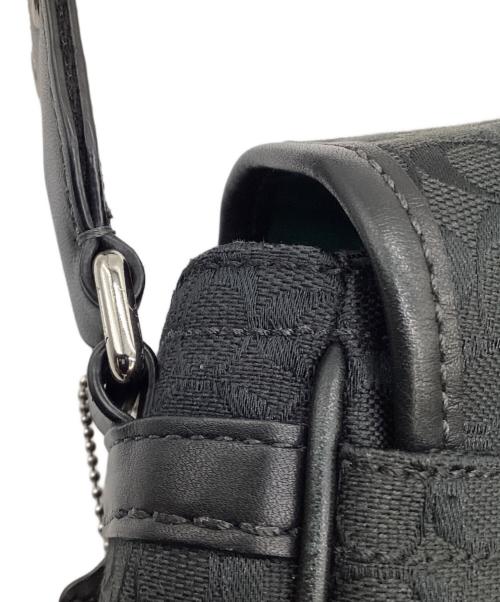 COACH（コーチ）COACH (コーチ) ミニシグネチャー ショルダーバッグ ブラックの古着・服飾アイテム