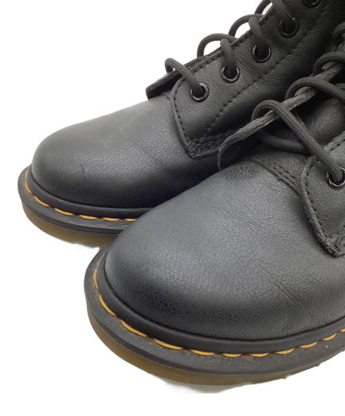 Dr.Martens（ドクターマーチン）Dr.Martens (ドクターマーチン) PASCAL VIRGINIA（パスカル バージニア）8 ホール ブラック サイズ:UK5の古着・服飾アイテム