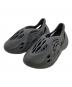 adidas（アディダス）の古着「YEEZY FOAM RUNNER（イージー フォーム ランナー）」｜ブラック