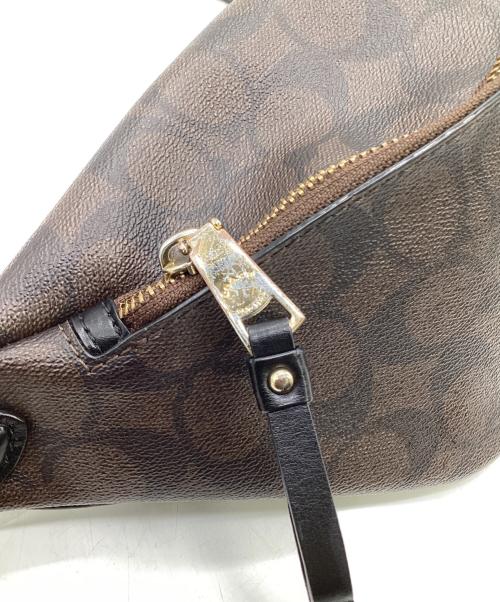 COACH（コーチ）COACH (コーチ) シグネチャー ボディーバッグ ブラウンの古着・服飾アイテム