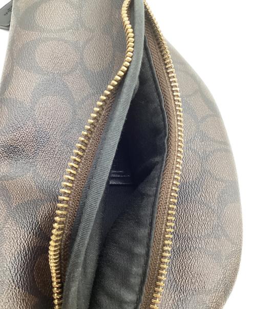 COACH（コーチ）COACH (コーチ) シグネチャー ボディーバッグ ブラウンの古着・服飾アイテム