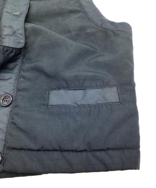C.P COMPANY（シーピーカンパニー）C.P COMPANY (シーピーカンパニー) 中綿ベスト ネイビー サイズ:40の古着・服飾アイテム