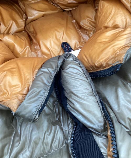 NANGA（ナンガ）NANGA (ナンガ) Pilgrim Surf+Supply (ピルグリム サーフサプライ) Expedition Down Hoodie（エクスペディション ダウン フーディー） ブラウン サイズ:M（JPN L)の古着・服飾アイテム