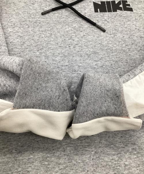 NIKE（ナイキ）NIKE (ナイキ) sacai (サカイ) NRG Pullover Hoodie（NRG プルオーバー フーディー） グレー×ホワイト サイズ:Mの古着・服飾アイテム