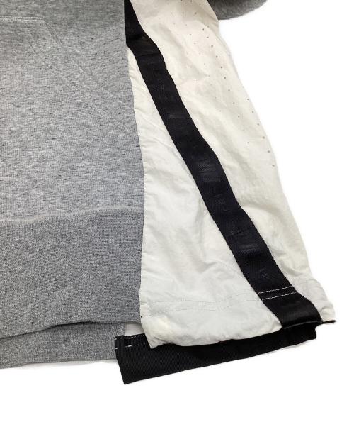 NIKE（ナイキ）NIKE (ナイキ) sacai (サカイ) NRG Pullover Hoodie（NRG プルオーバー フーディー） グレー×ホワイト サイズ:Mの古着・服飾アイテム