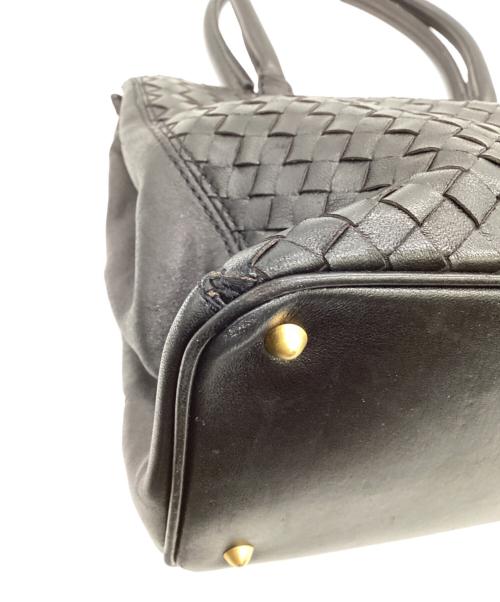 BOTTEGA VENETA（ボッテガベネタ）BOTTEGA VENETA (ボッテガベネタ) イントレチャート ハンドバッグ ブラックの古着・服飾アイテム