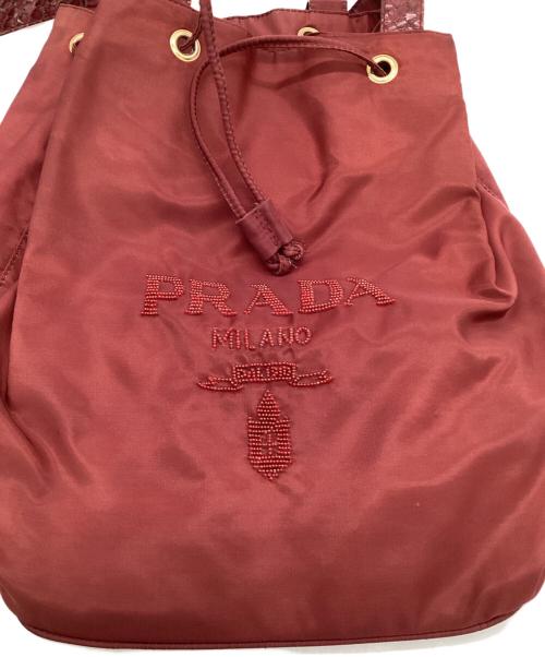 PRADA（プラダ）PRADA (プラダ) ワンショルダー巾着バッグ レッドの古着・服飾アイテム