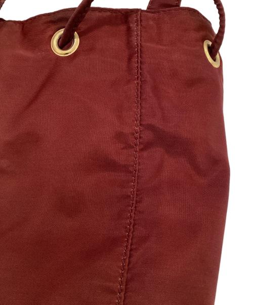 PRADA（プラダ）PRADA (プラダ) ワンショルダー巾着バッグ レッドの古着・服飾アイテム