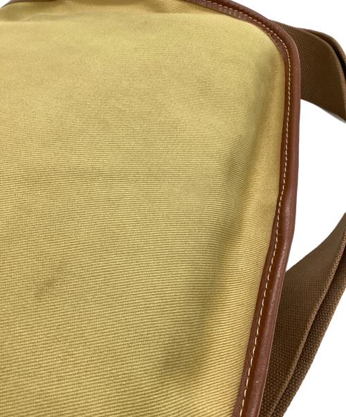 Barbour（バブアー）Barbour (バブアー) ARNTON（アートン）フィッシングバッグ ベージュの古着・服飾アイテム
