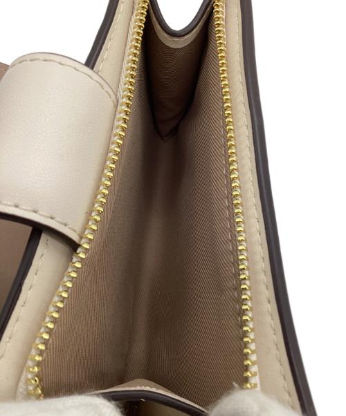COACH（コーチ）COACH (コーチ) ミディアム コーナー ジップ ウォレット シグネチャー キャンバス ベージュの古着・服飾アイテム