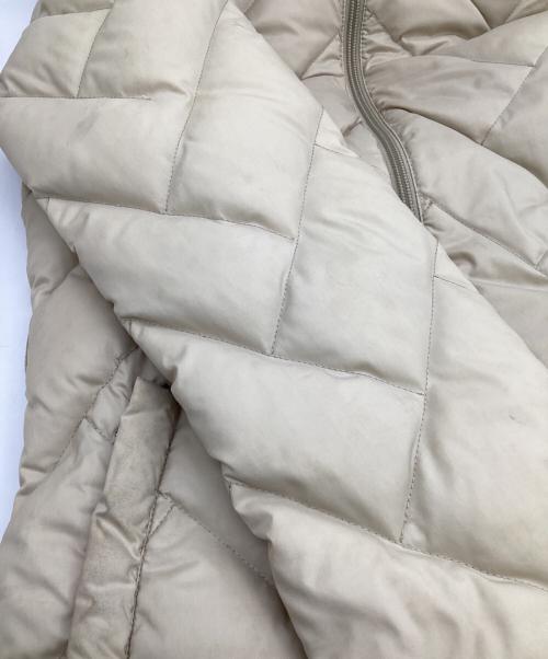 MONCLER（モンクレール）MONCLER (モンクレール) MELANIE（メラニー）キルティング ダウンコート アイボリーの古着・服飾アイテム