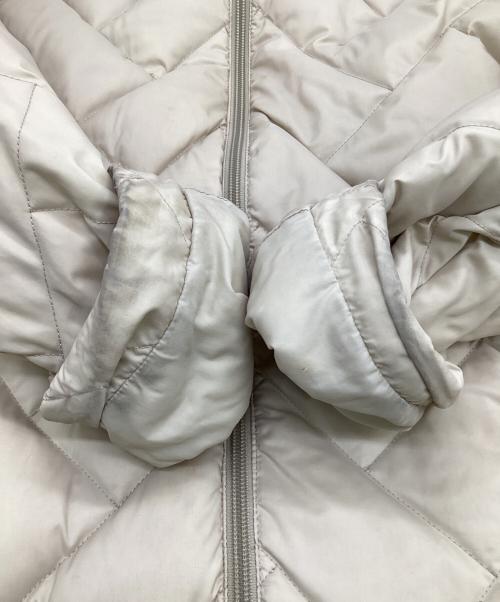 MONCLER（モンクレール）MONCLER (モンクレール) MELANIE（メラニー）キルティング ダウンコート アイボリーの古着・服飾アイテム