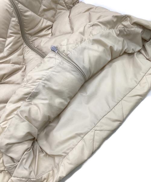MONCLER（モンクレール）MONCLER (モンクレール) MELANIE（メラニー）キルティング ダウンコート アイボリーの古着・服飾アイテム