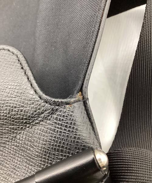 LOUIS VUITTON（ルイ ヴィトン）LOUIS VUITTON (ルイ ヴィトン) タイガ デルスー ショルダーバッグ ブラックの古着・服飾アイテム