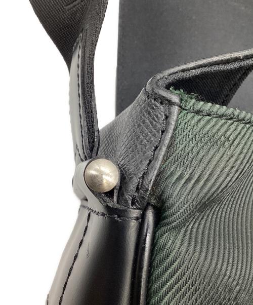 LOUIS VUITTON（ルイ ヴィトン）LOUIS VUITTON (ルイ ヴィトン) タイガ デルスー ショルダーバッグ ブラックの古着・服飾アイテム