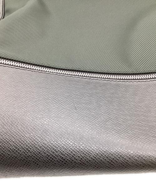LOUIS VUITTON（ルイ ヴィトン）LOUIS VUITTON (ルイ ヴィトン) タイガ デルスー ショルダーバッグ ブラックの古着・服飾アイテム
