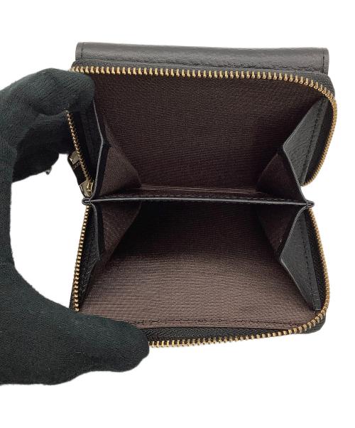 russet（ラシット）russet (ラシット) 2023AWモノグラムプレートスモールウォレット3つ折り財布 SO-382 ブラックの古着・服飾アイテム