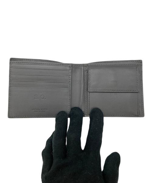 BOTTEGA VENETA（ボッテガベネタ）BOTTEGA VENETA (ボッテガベネタ) 2つ折り財布 B6858632Pの古着・服飾アイテム