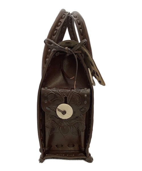 Carving Tribes（カービングトライブス）Carving Tribes (カービングトライブス) バスケットステッチマエストラ バッグ ブラウン×ホワイトの古着・服飾アイテム