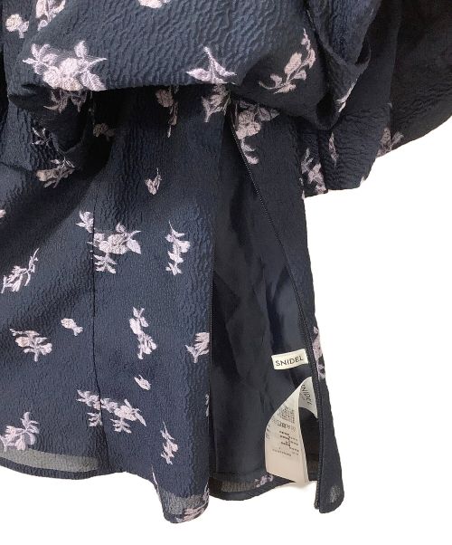 Snidel（スナイデル）Snidel (スナイデル) ジャカードオフショルブラウス ネイビー サイズ:ONE SIZEの古着・服飾アイテム