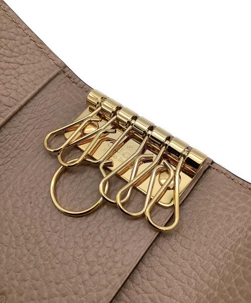 GUCCI（グッチ）GUCCI (グッチ) GGマーモント ダブルGレザーキーケース 456118 ベージュ×ピンクの古着・服飾アイテム