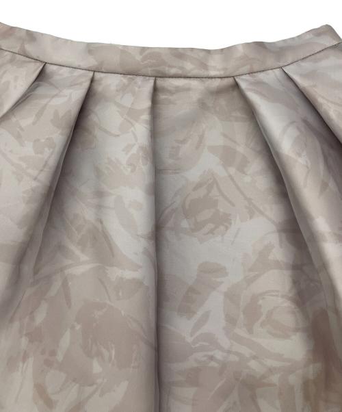 CELFORD（セルフォード）CELFORD (セルフォード) ロングスカート　花柄 ベージュ サイズ:Mの古着・服飾アイテム