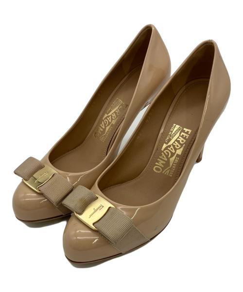 Salvatore Ferragamo（サルヴァトーレ フェラガモ）Salvatore Ferragamo (サルヴァトーレ フェラガモ) パンプス 	PIMPA ピンクベージュ サイズ:5 1/2の古着・服飾アイテム