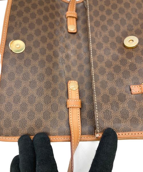 CELINE（セリーヌ）CELINE (セリーヌ) M12 ショルダーバッグ マカダム柄 ブラウンの古着・服飾アイテム