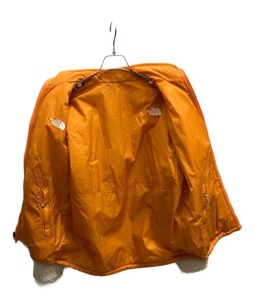 THE NORTH FACE（ザ ノース フェイス）THE NORTH FACE (ザ ノース フェイス) リバーシブルジャケット ベージュ×オレンジ サイズ:Ｓの古着・服飾アイテム