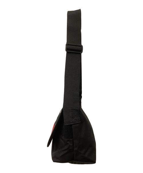 Manhattan Portage（マンハッタンポーテージ）Manhattan Portage (マンハッタンポーテージ) DISNEY (ディズニー) Manhattan Portage×Disneyショルダーバッグ ドット柄 ブラック×ホワイトの古着・服飾アイテム