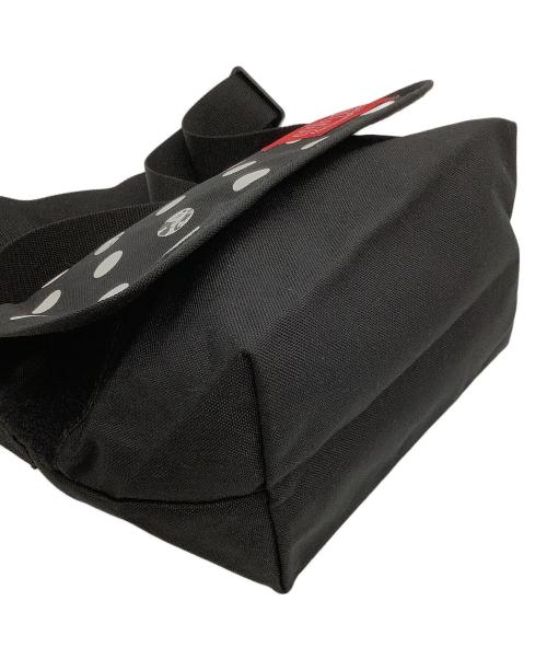 Manhattan Portage（マンハッタンポーテージ）Manhattan Portage (マンハッタンポーテージ) DISNEY (ディズニー) Manhattan Portage×Disneyショルダーバッグ ドット柄 ブラック×ホワイトの古着・服飾アイテム