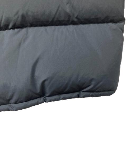 Champion（チャンピオン）Champion (チャンピオン) ダウンジャケット ブラック×レッド サイズ:X-LARGEの古着・服飾アイテム