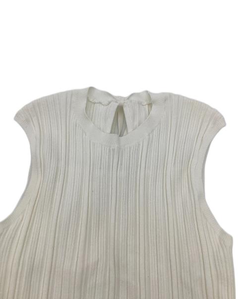 Apuweiser-riche（アプワイザーリッシェ）Apuweiser-riche (アプワイザーリッシェ) ノースリーブニット ホワイト サイズ:1 未使用品の古着・服飾アイテム