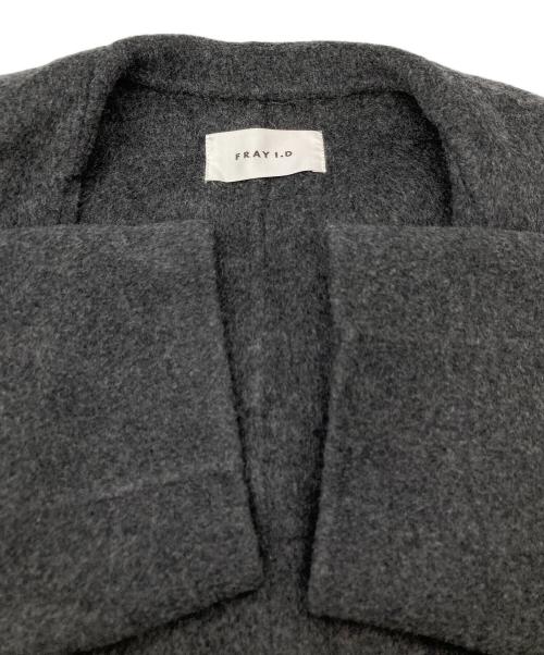 FRAY ID（フレイ アイディー）FRAY ID (フレイ アイディー) ビッグカラーリバーロングコート グレーの古着・服飾アイテム