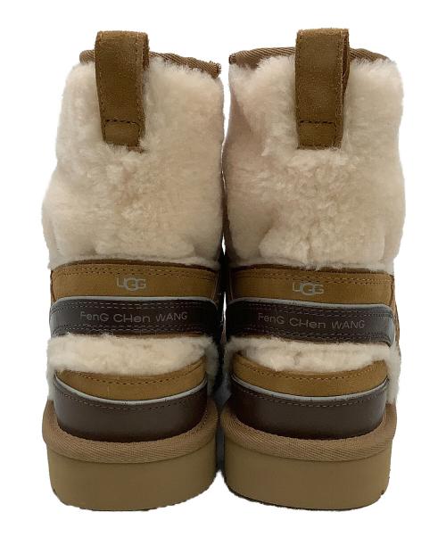 UGG（アグ）UGG (アグ) FenG CHen WANG (フェンチェンワン) サンダル ブラウン サイズ:25の古着・服飾アイテム