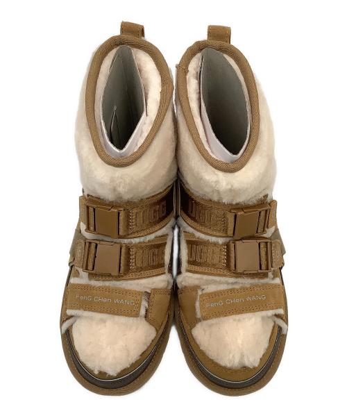 UGG（アグ）UGG (アグ) FenG CHen WANG (フェンチェンワン) サンダル ブラウン サイズ:25の古着・服飾アイテム