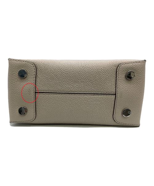 MICHAEL KORS（マイケル・コース）MICHAEL KORS (マイケル・コース) 2WAYバッグ Mercer Medium Messenger Bag ライトグレーの古着・服飾アイテム