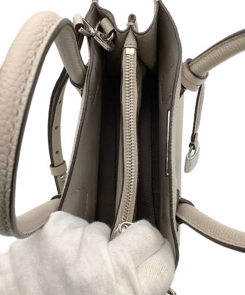 MICHAEL KORS（マイケル・コース）MICHAEL KORS (マイケル・コース) 2WAYバッグ Mercer Medium Messenger Bag ライトグレーの古着・服飾アイテム