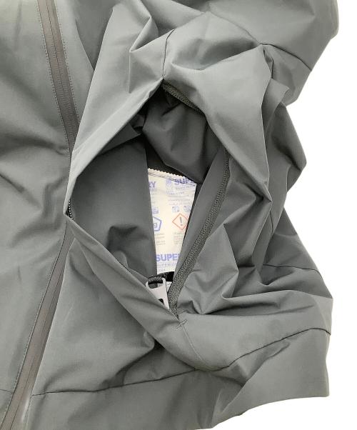 COLE HAAN（コールハーン）COLE HAAN (コールハーン) ナイロンパーカー グレー サイズ:XLの古着・服飾アイテム