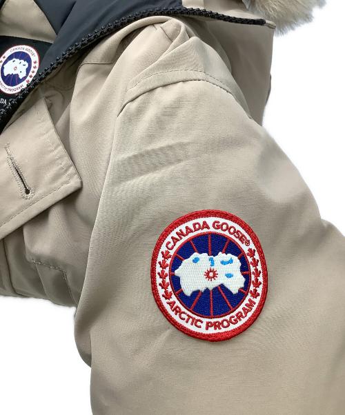 CANADA GOOSE（カナダグース）CANADA GOOSE (カナダグース) ダウンジャケット ベージュ サイズ:Sの古着・服飾アイテム