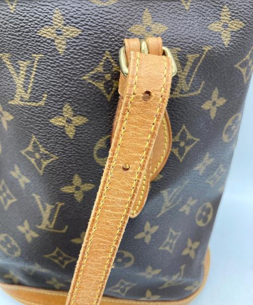 LOUIS VUITTON（ルイ ヴィトン）LOUIS VUITTON (ルイ ヴィトン) ショルダーバッグ モノグラム M42238 バケットPM ブラウンの古着・服飾アイテム