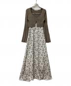 Snidelスナイデル）の古着「ニットカーデ&プリントキャミワンピース」｜ホワイト×ブラウン