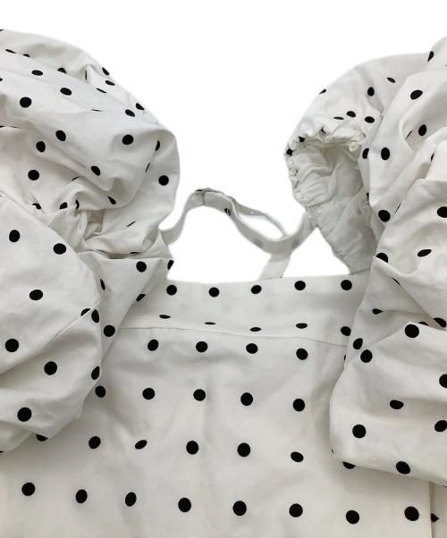 Snidel（スナイデル）Snidel (スナイデル) パフスリーブワンピース ホワイト×ブラックの古着・服飾アイテム