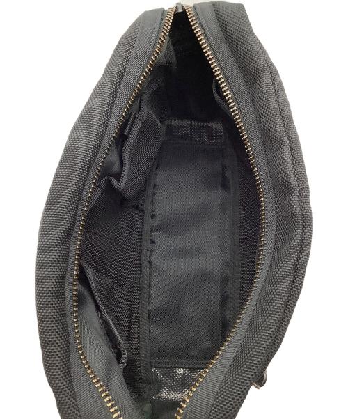PORTER（ポーター）PORTER (ポーター) HEAT（ヒート） ショルダーバッグ ブラックの古着・服飾アイテム