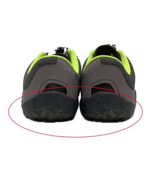 VIVOBARE FOOT（ビボベアフット）VIVOBARE FOOT (ビボベアフット) VIVOBARE FOOT Vivobarefoot PRIMUS TRAIL II FG グレー×ライムイエロー サイズ:EUR 40の古着・服飾アイテム