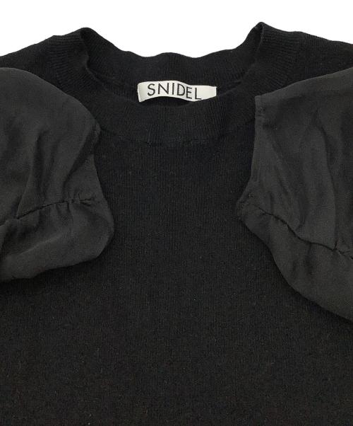 Snidel（スナイデル）Snidel (スナイデル) パッカリングスリーブニットプルオーバー ブラック サイズ:Fの古着・服飾アイテム
