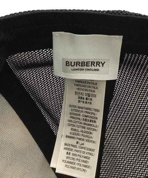 BURBERRY LONDON ENGLAND（バーバリー ロンドン イングランド）BURBERRY LONDON ENGLAND (バーバリー ロンドン イングランド) メッシュキャップ FLORAL TRUCKER CAP ブラック×マルチ サイズ:Lの古着・服飾アイテム