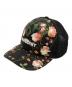 BURBERRY LONDON ENGLAND（バーバリー ロンドン イングランド）の古着「メッシュキャップ FLORAL TRUCKER CAP」｜ブラック×マルチ
