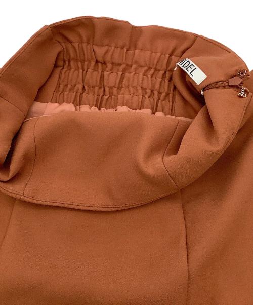 Snidel（スナイデル）Snidel (スナイデル) ロングスカート ハイウエストヘムフレアスカート ブラウンの古着・服飾アイテム